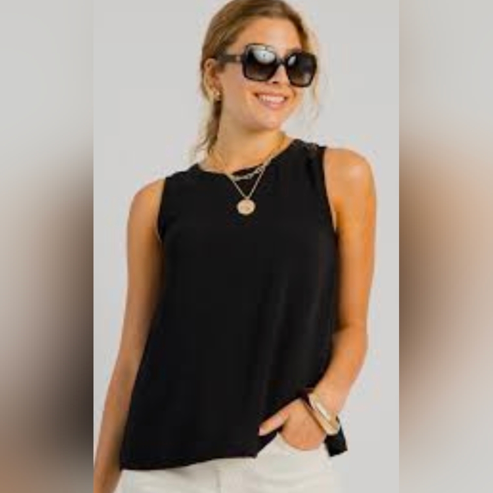 THE BLUE DOOR Women's Black Curved Hem Ruthie Tank